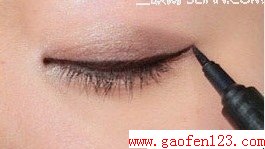 五步打造简易日常妆 www.gaofen123.com