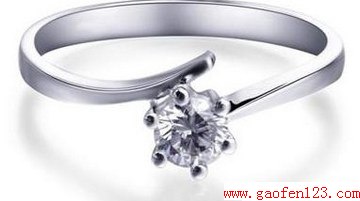钻戒持久璀璨的保养大法 www.gaofen123.com