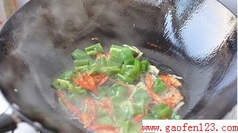 【家常菜炝炒山药片的做法】