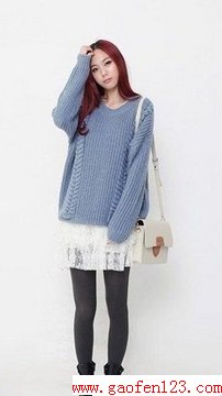 冬季长款毛衣怎么搭配 www.gaofen123.com