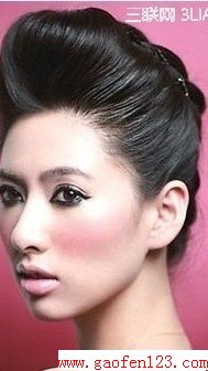 2013盘发发型设计推荐 体现女性的高贵典雅