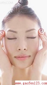 额头皱纹怎么去 按摩方法最健康! www.gaofen123.com
