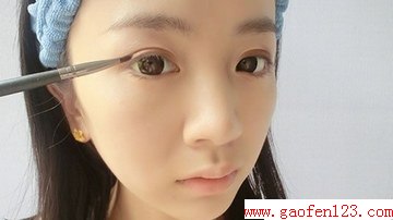 两款无辜大眼妆的画法图解 水亮灵气双眼魅力无穷大