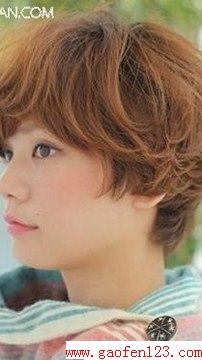 田字脸女生时尚发型示范 告诉你田字脸适合什么发型