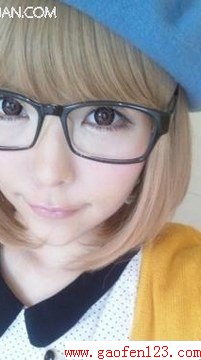 田字脸女生时尚发型示范 告诉你田字脸适合什么发型