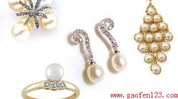纯洁珍珠饰品与婚纱礼服的巧妙搭配 www.gaofen123.com