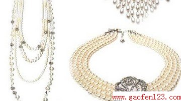 纯洁珍珠饰品与婚纱礼服的巧妙搭配 www.gaofen123.com