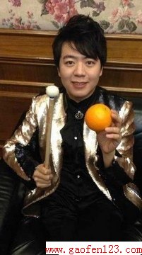 点击图片进入第一页