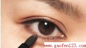 如何打造迷人大眼妆 www.gaofen123.com