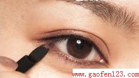 如何打造迷人大眼妆 www.gaofen123.com