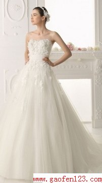 2014情人节最新婚纱欣赏 www.gaofen123.com
