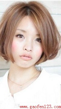 适合圆脸女孩的短发发型 www.gaofen123.com