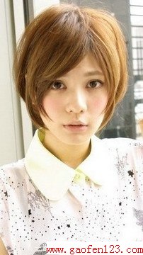 适合圆脸女孩的短发发型 www.gaofen123.com