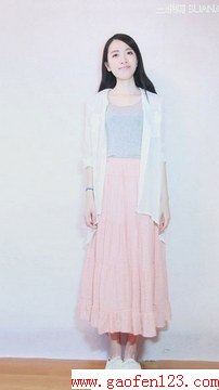 秋季长裙如何搭配 时尚搭配图片穿出甜美个性气质 www.gaofen123.com